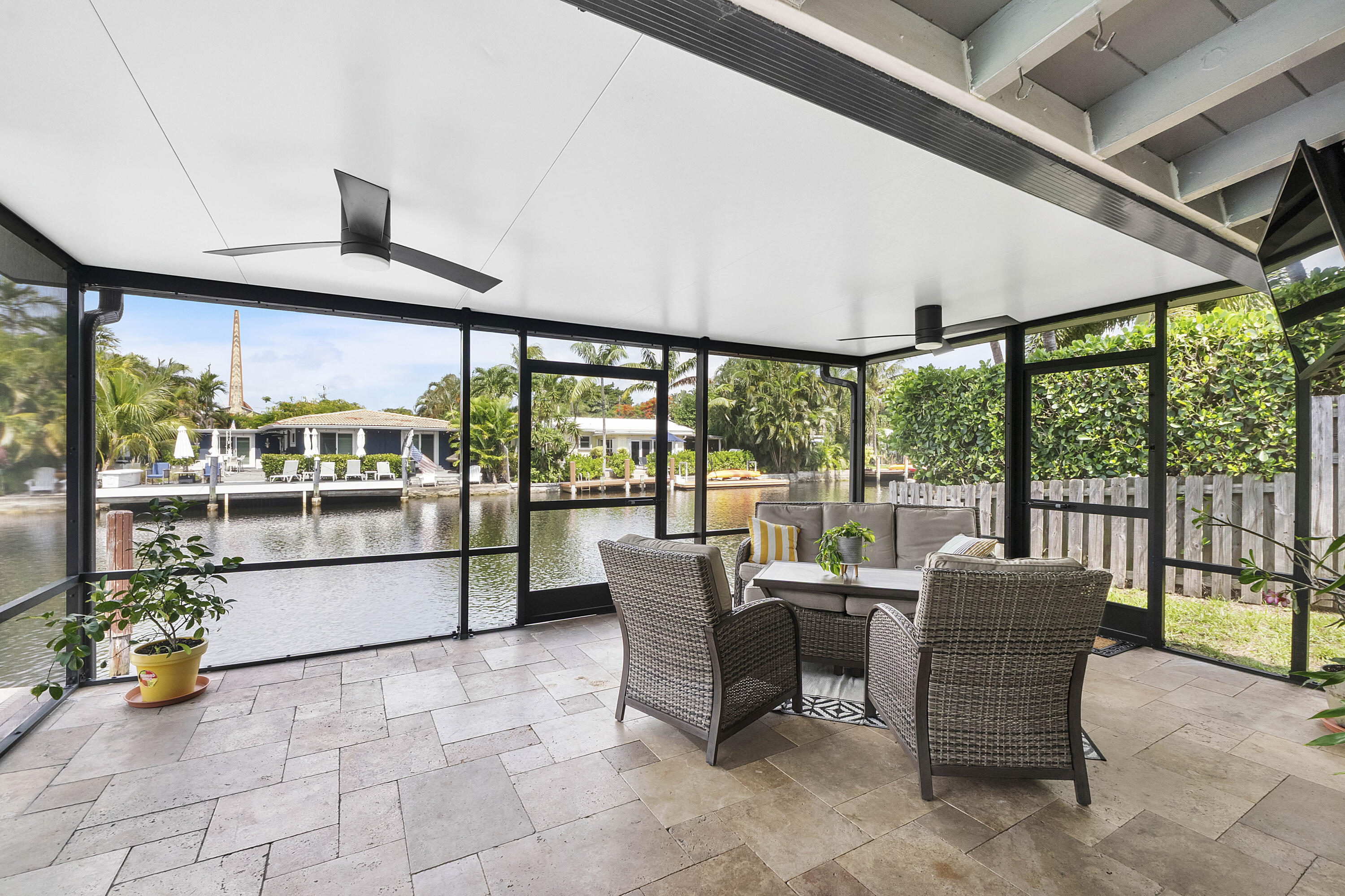 Wilton Manors photo 5