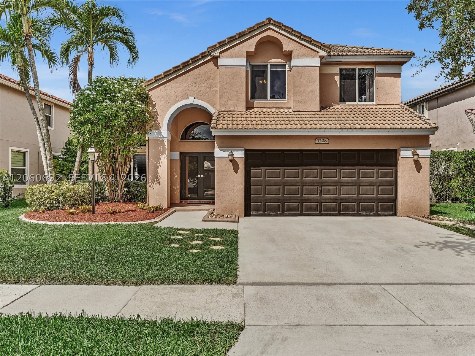 Pembroke Pines photo 1