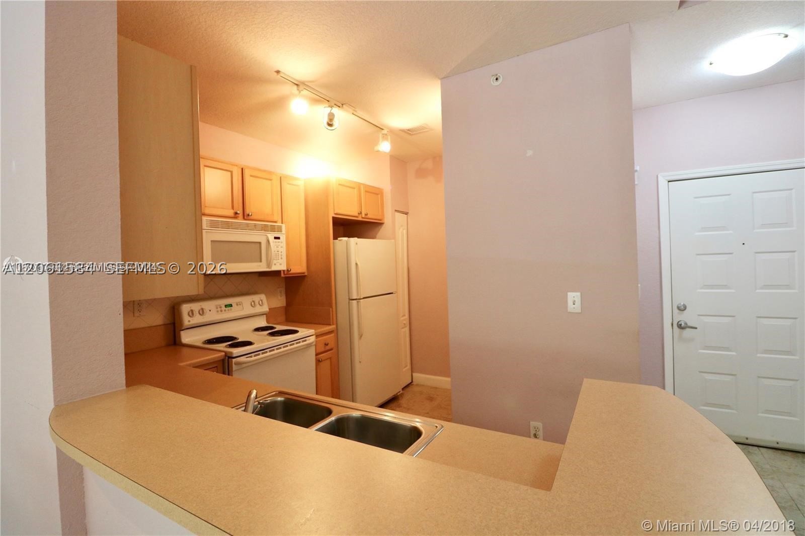 South Miami photo 2