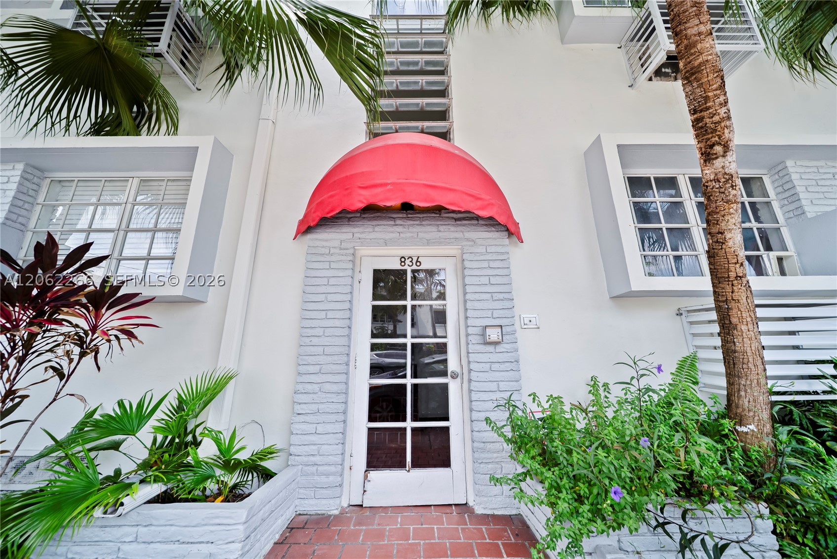 Miami Beach photo 1