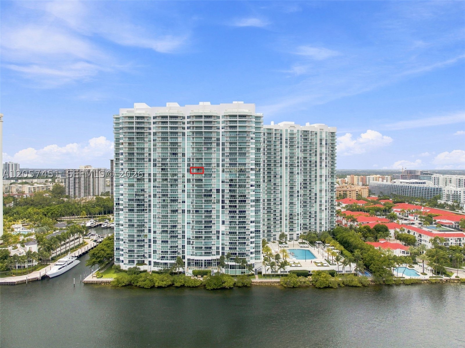 Aventura photo 3