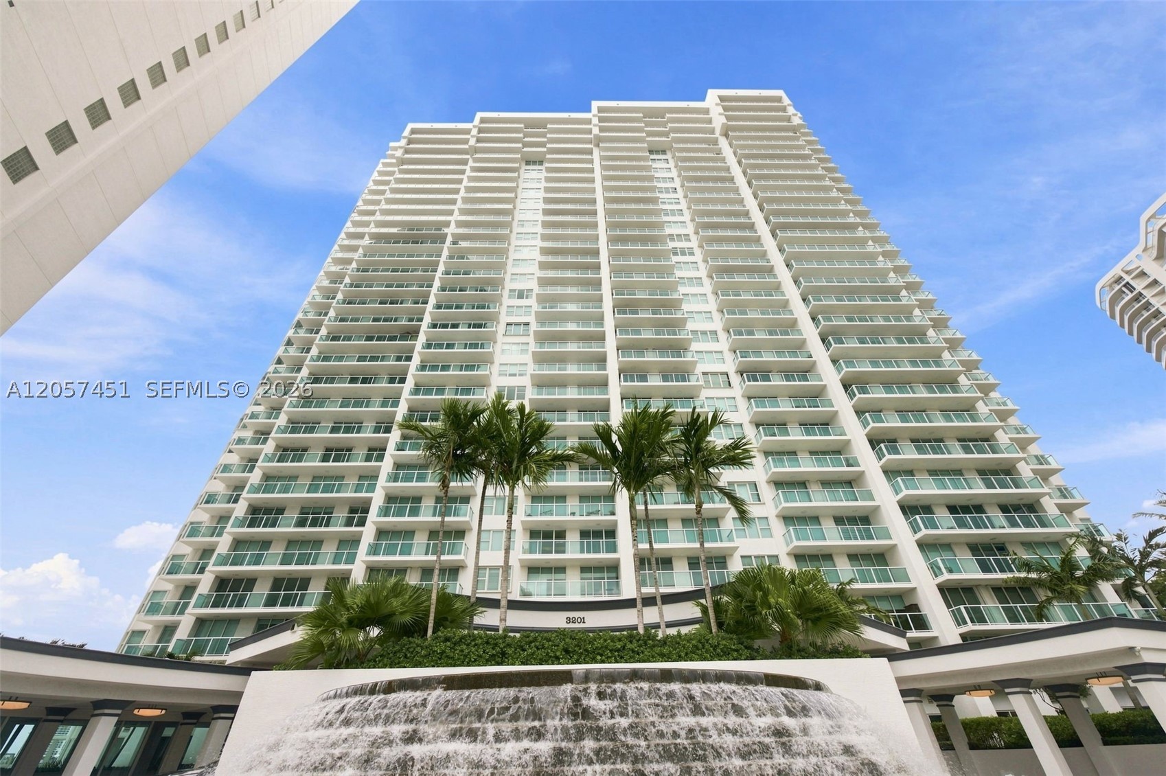 Aventura photo 4