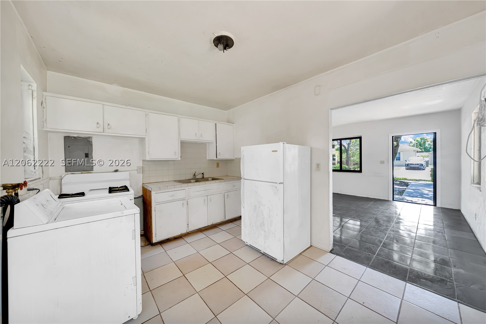 South Miami photo 5