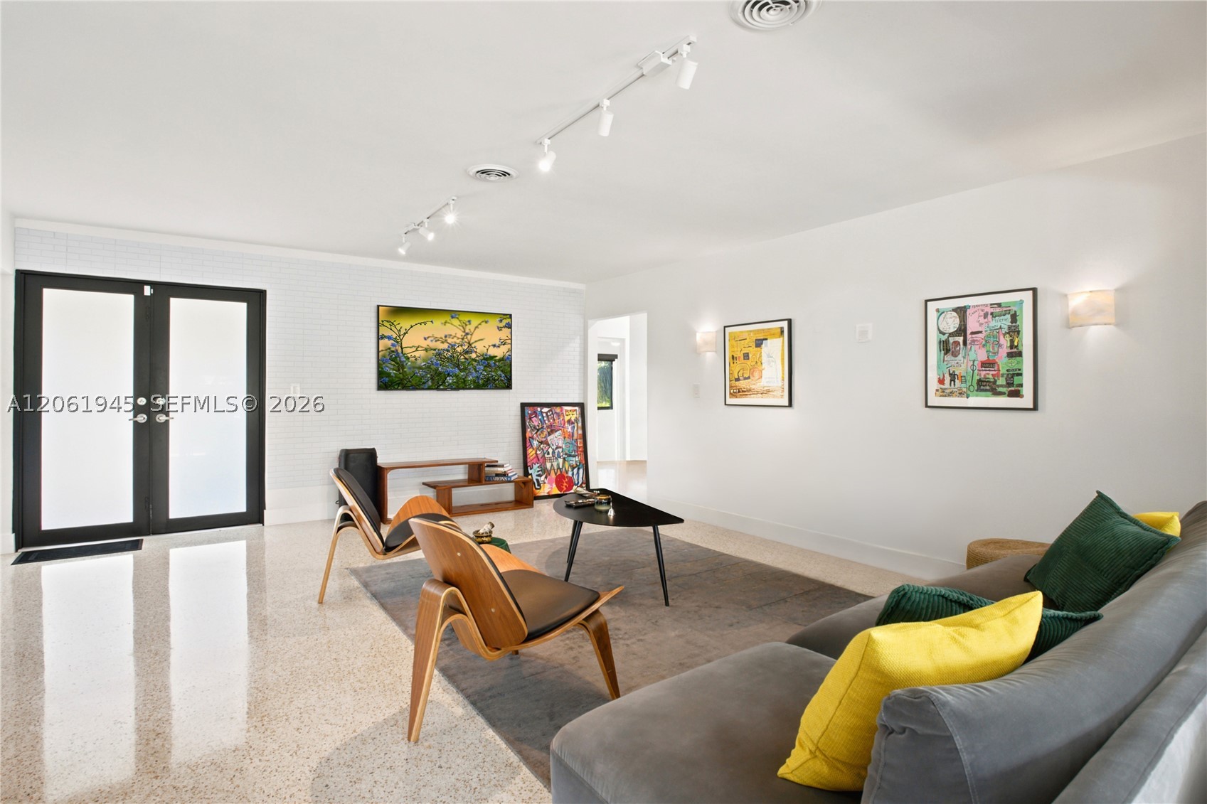 North Miami photo 5