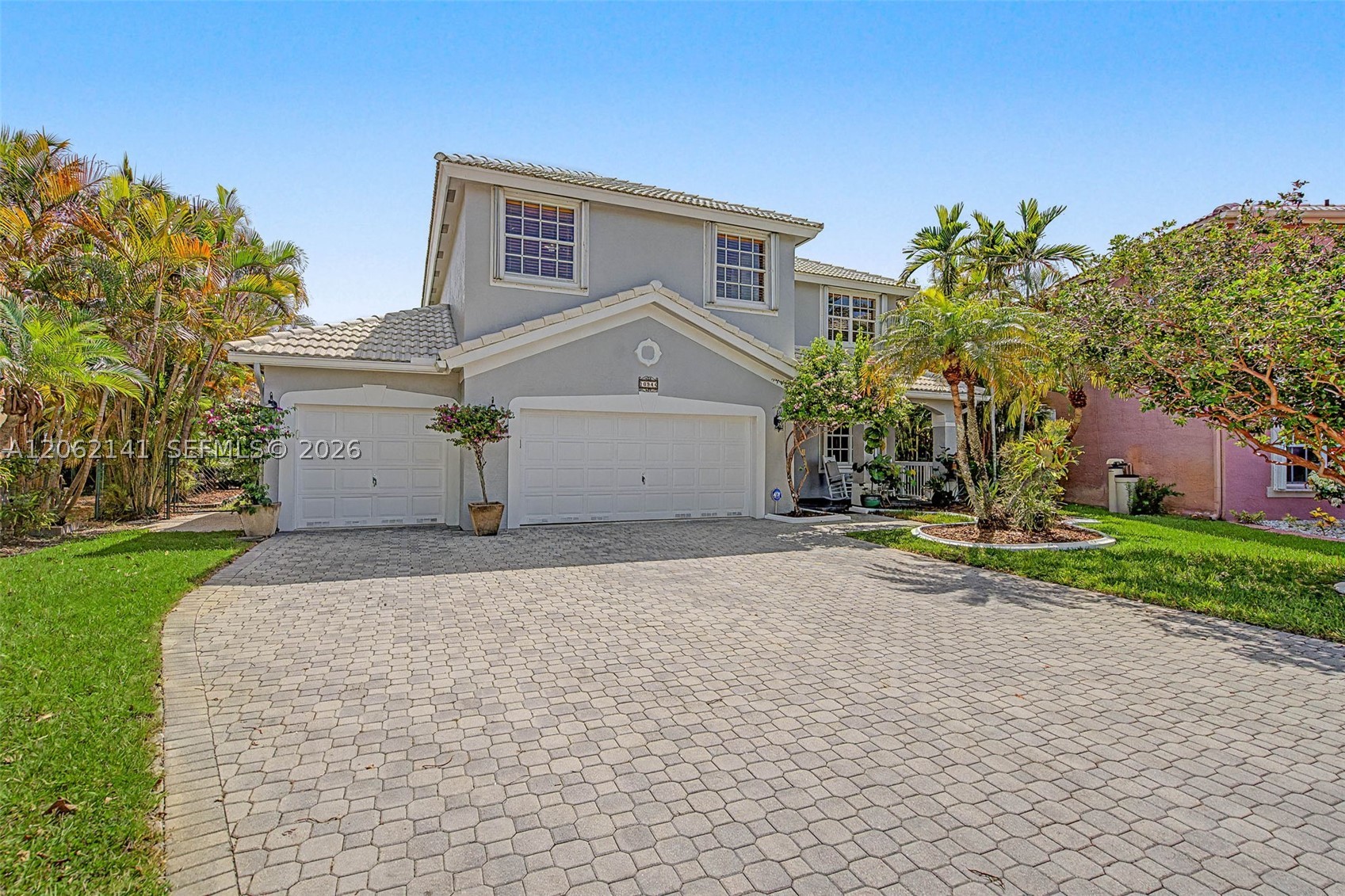 Pembroke Pines photo 2