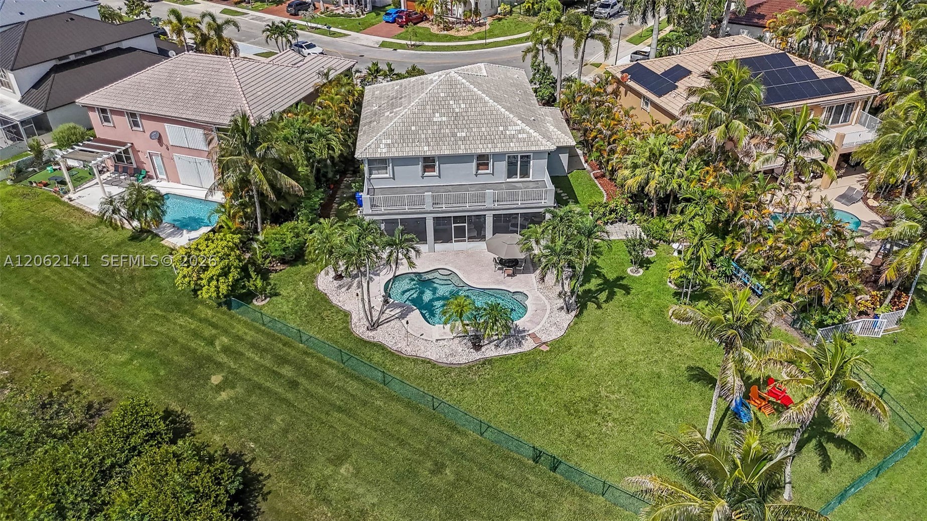 Pembroke Pines photo 5