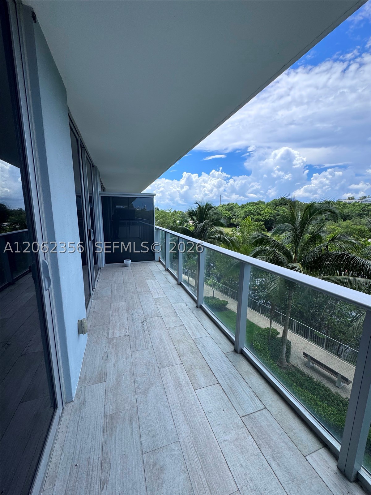 North Miami Beach photo 2