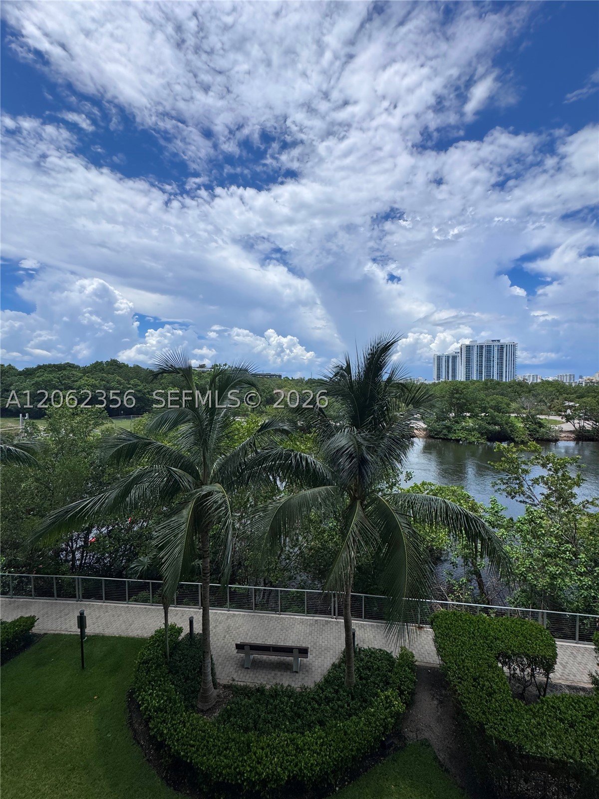 North Miami Beach photo 4