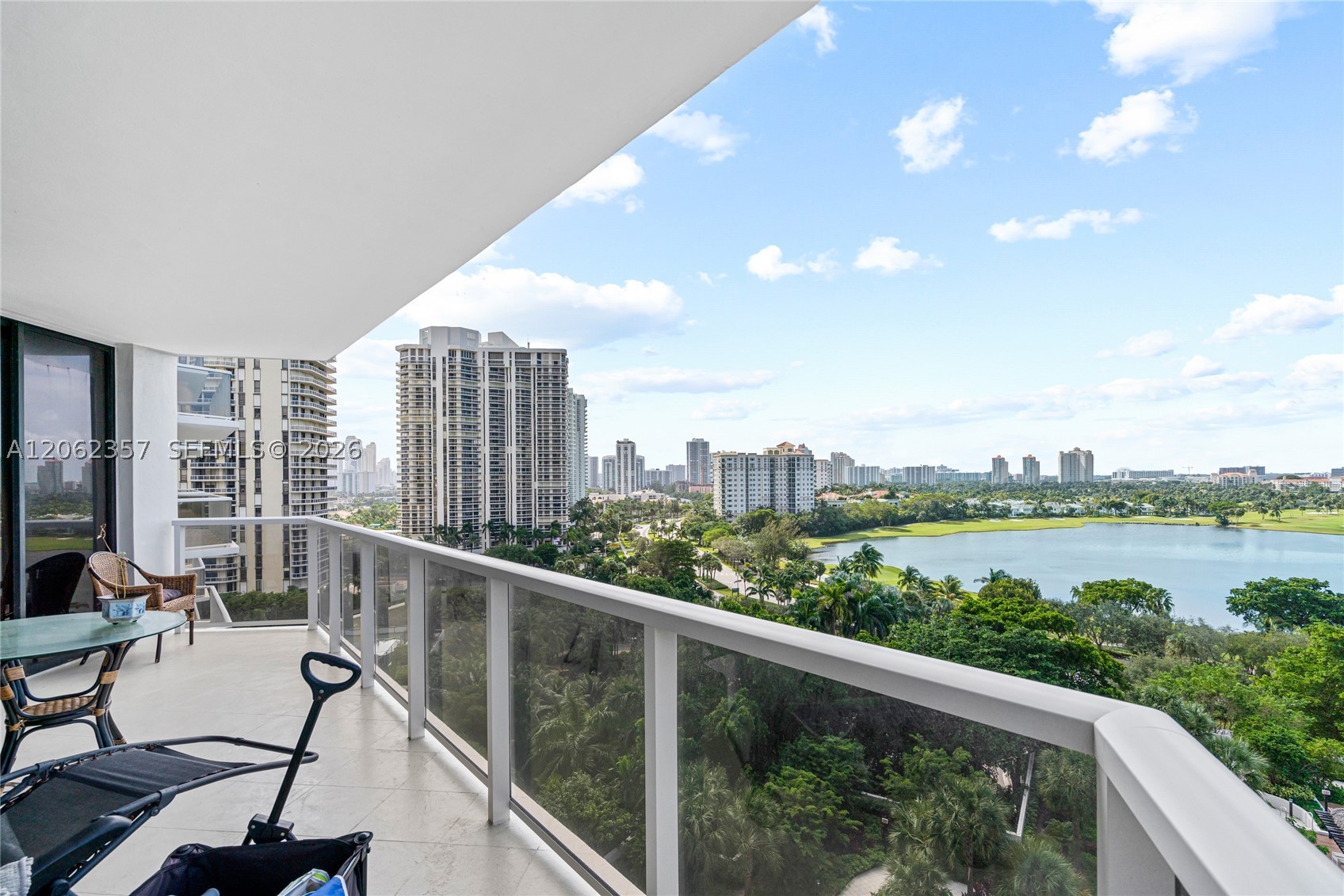 Aventura photo 4