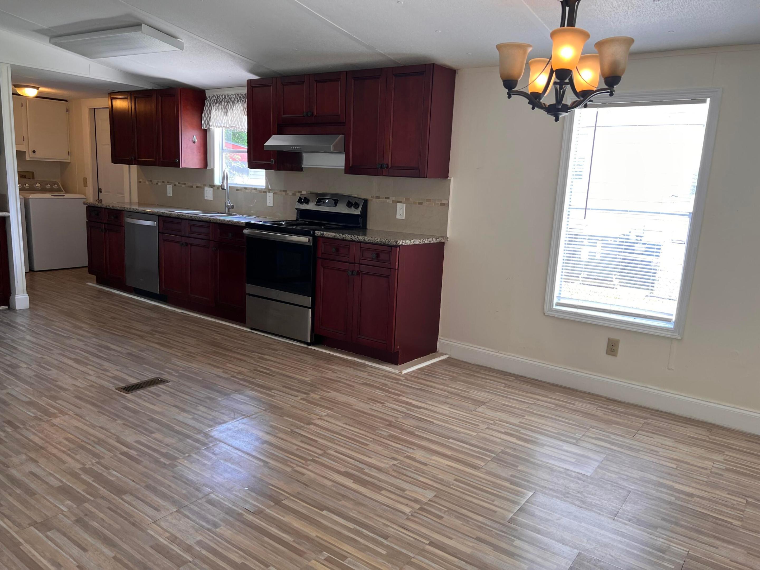 MLS listing photo 2