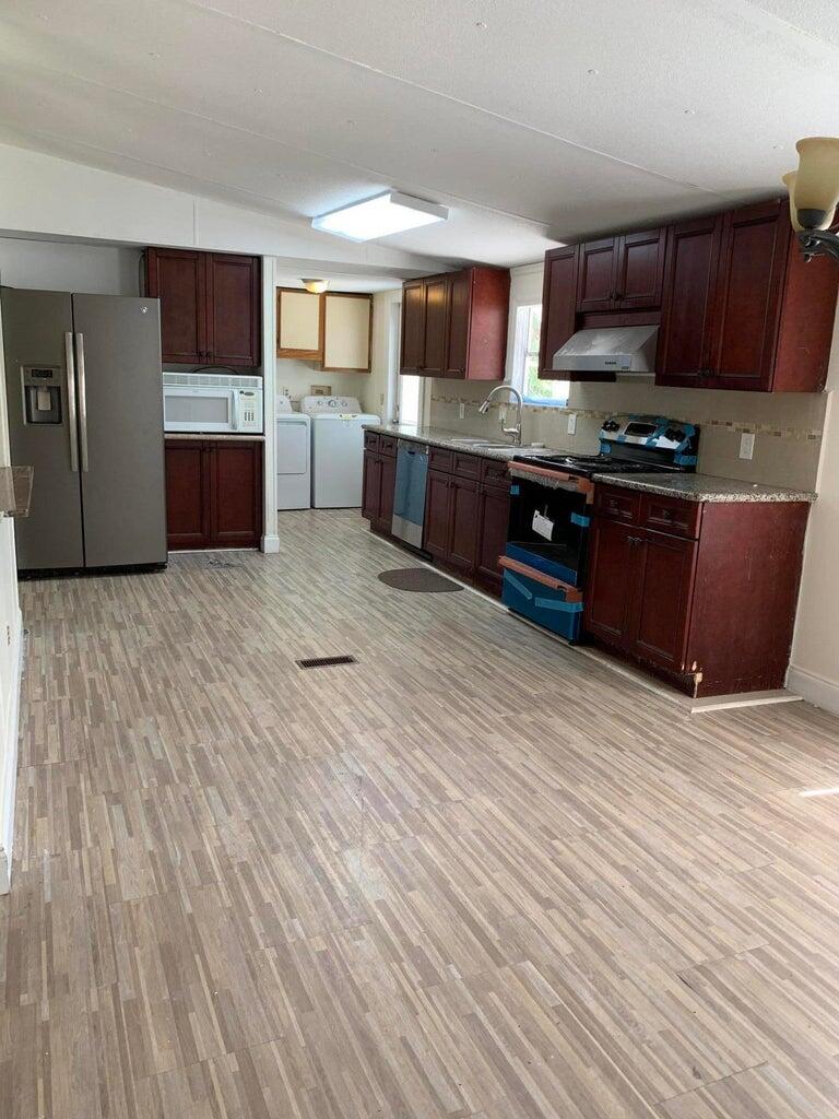 MLS listing photo 3