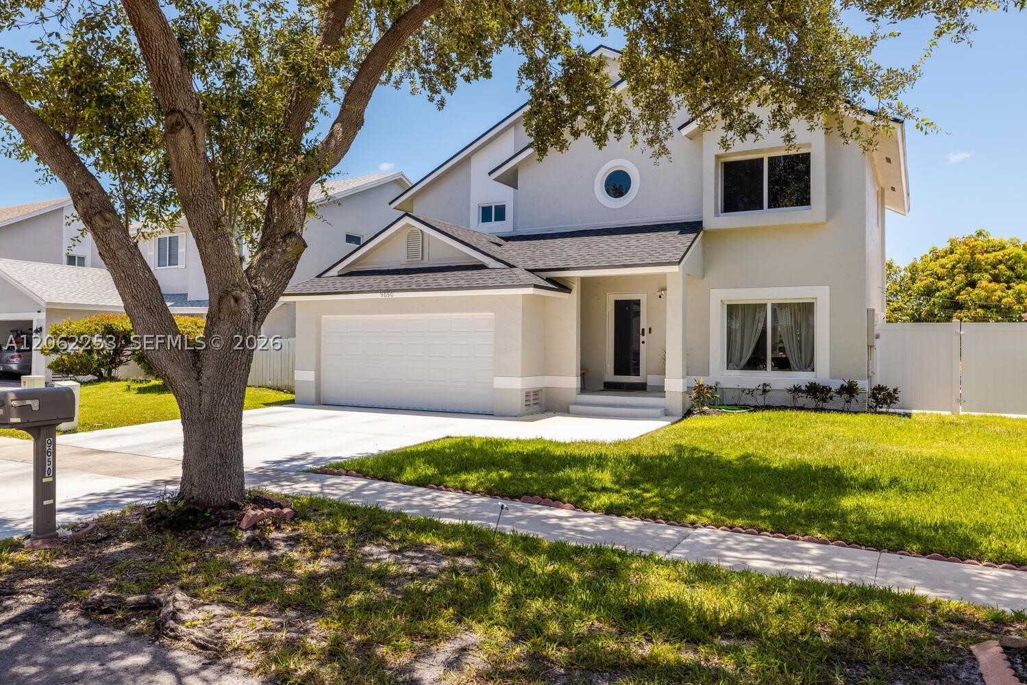Pembroke Pines photo 4