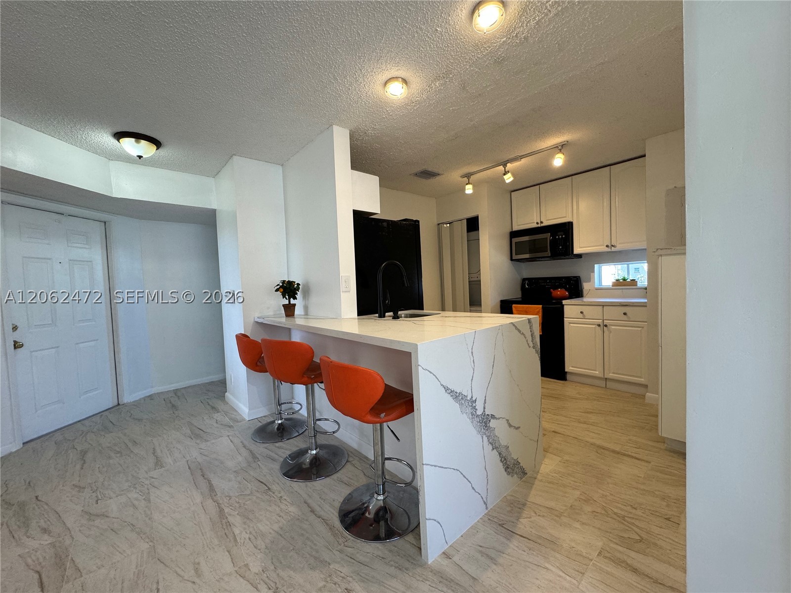 Pembroke Pines photo 2