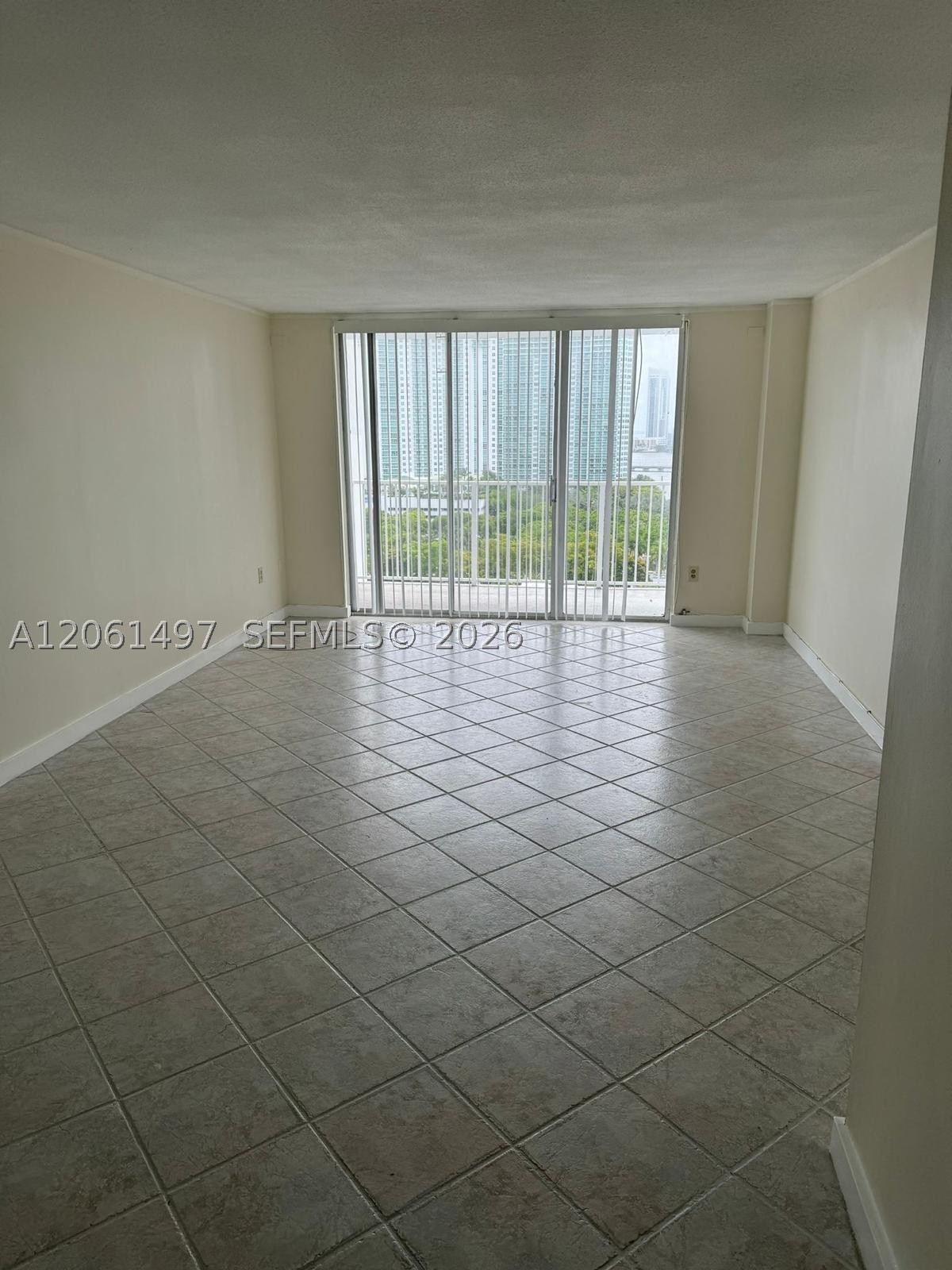Aventura photo 2