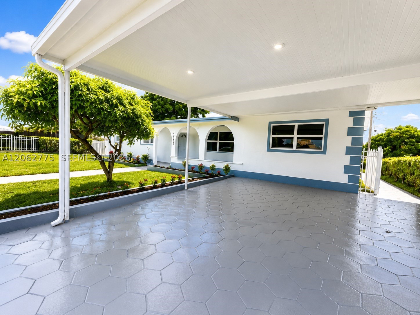 Miami Gardens photo 3