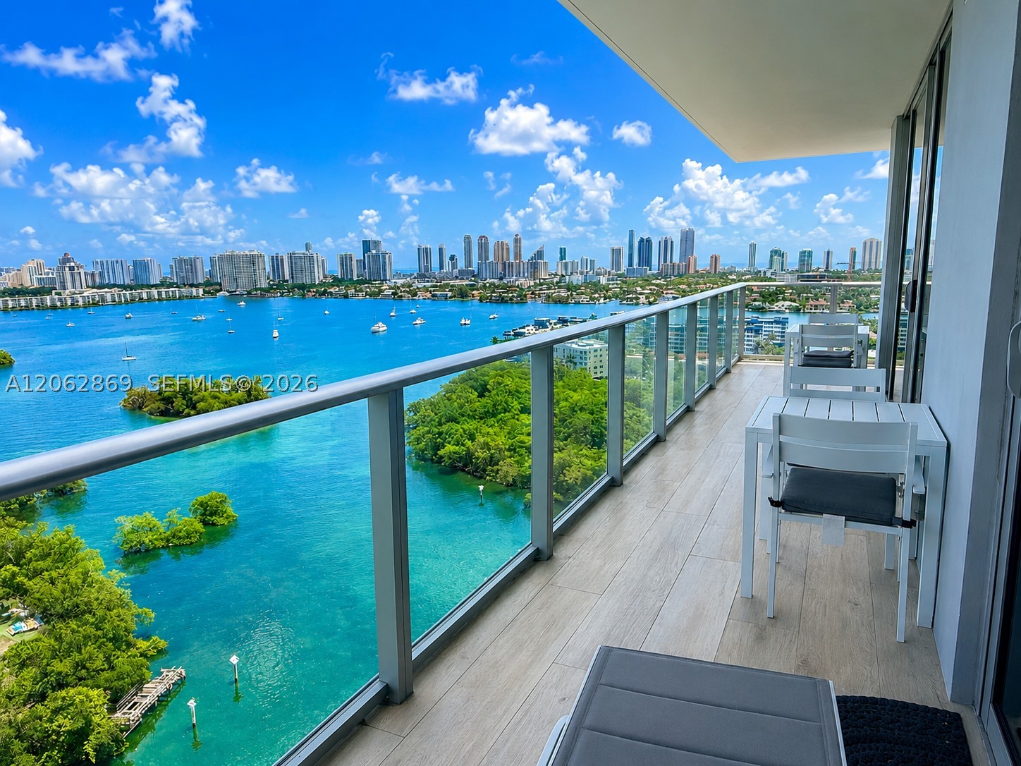 North Miami Beach photo 2