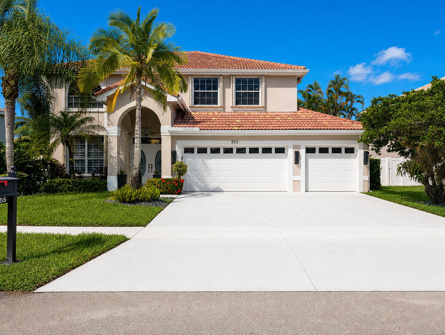 Pembroke Pines photo 1