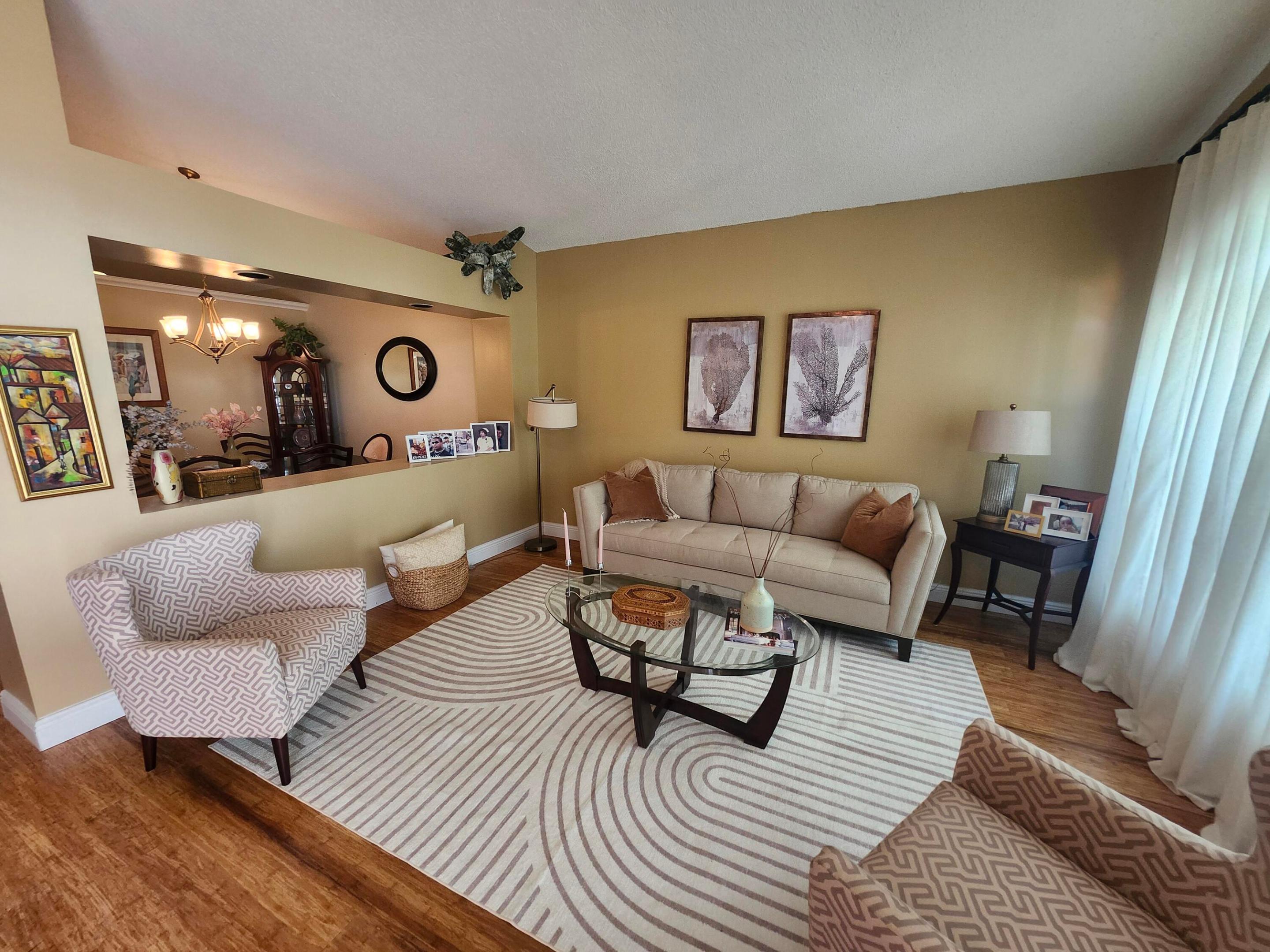 Pembroke Pines photo 5
