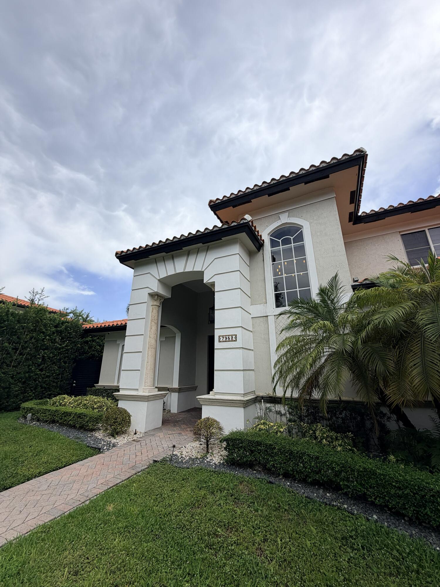 Miami Lakes photo 2