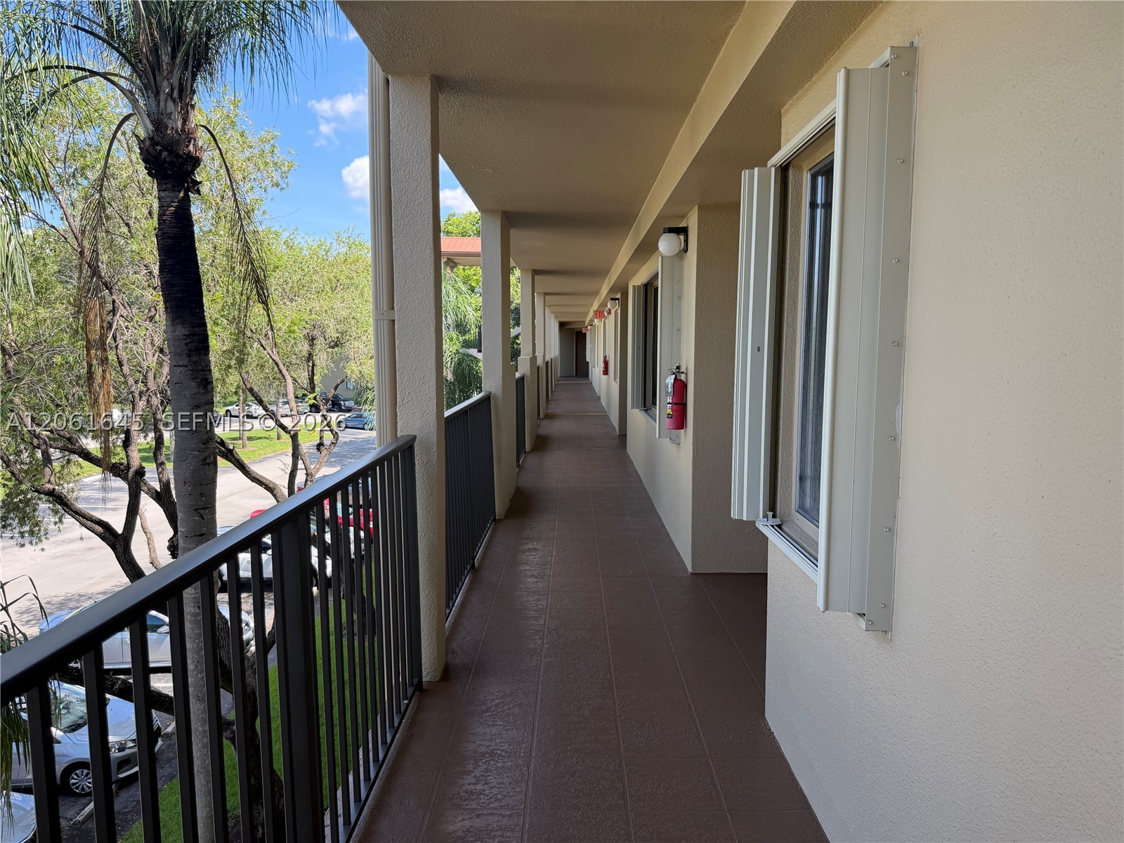Pembroke Pines photo 3