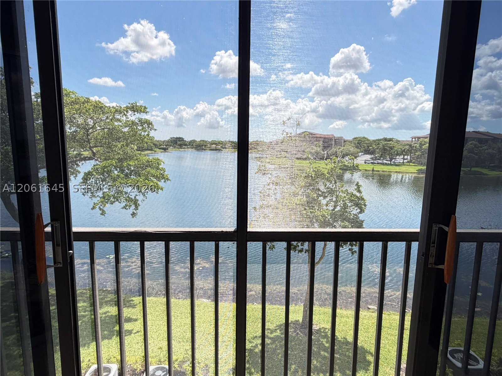 Pembroke Pines photo 4
