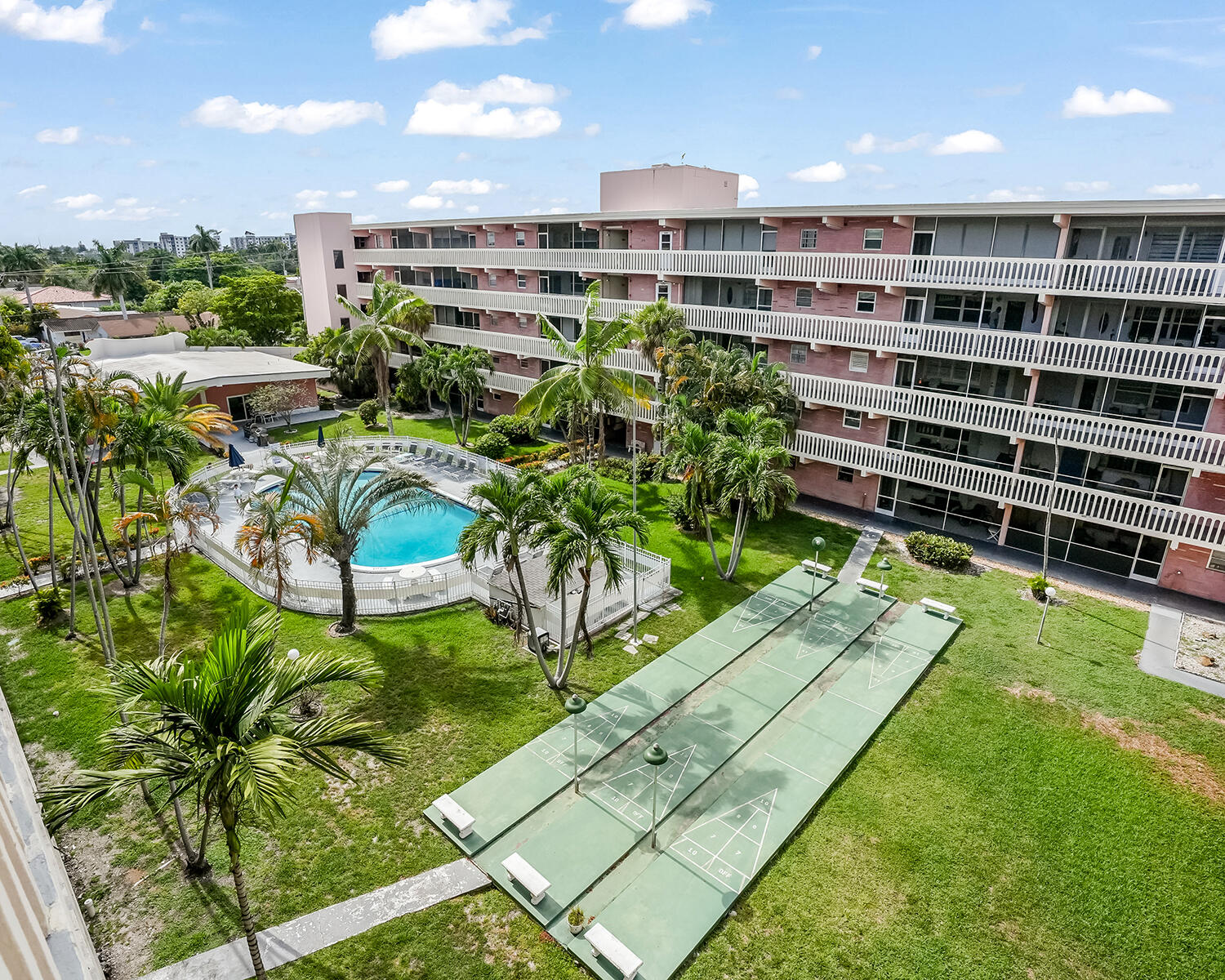 Hallandale Beach photo 1