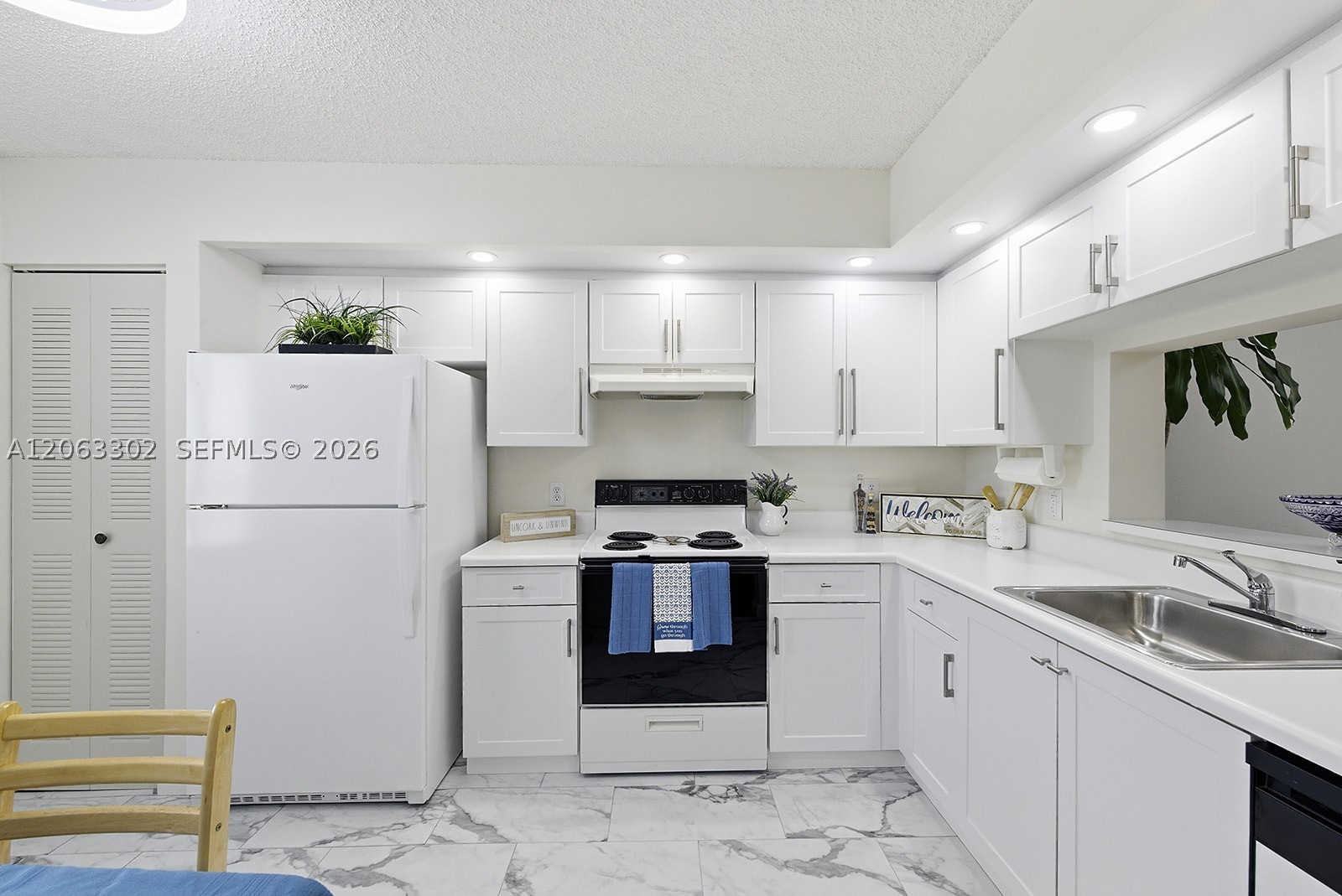 Pembroke Pines photo 1