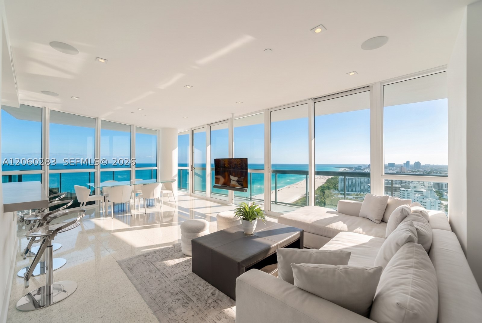Miami Beach photo 1