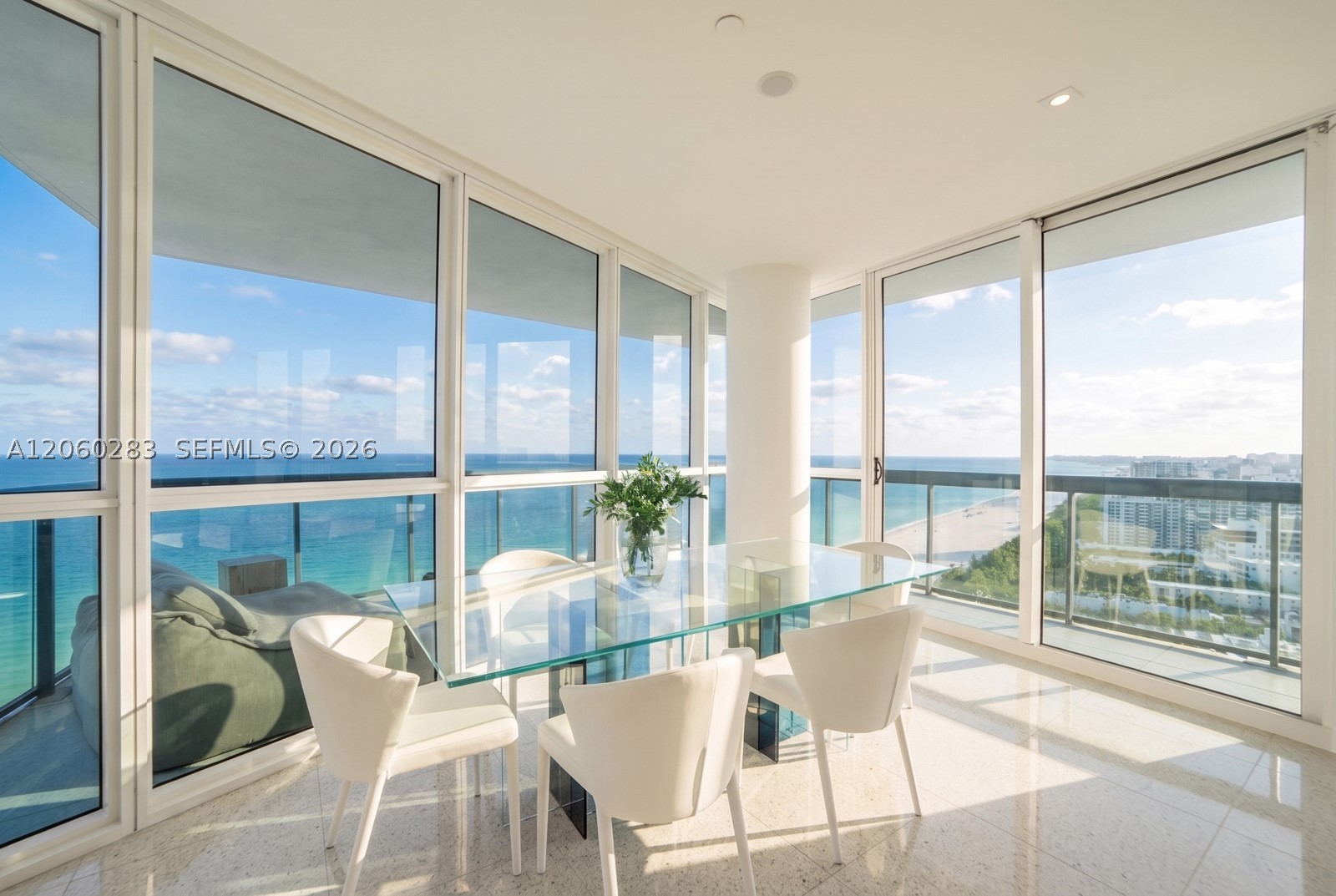 Miami Beach photo 2