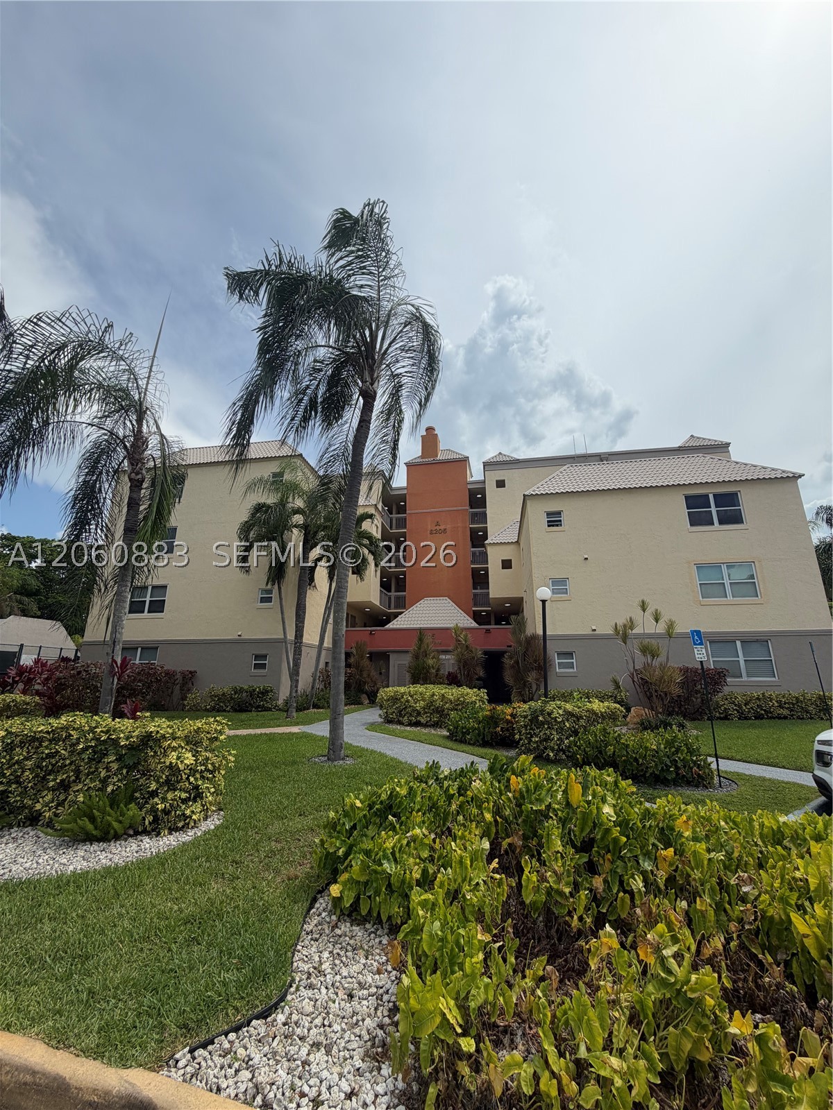 Doral photo 2