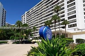Hallandale Beach photo 1