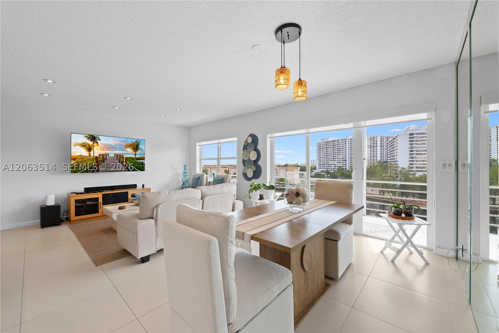 Hallandale Beach photo 4