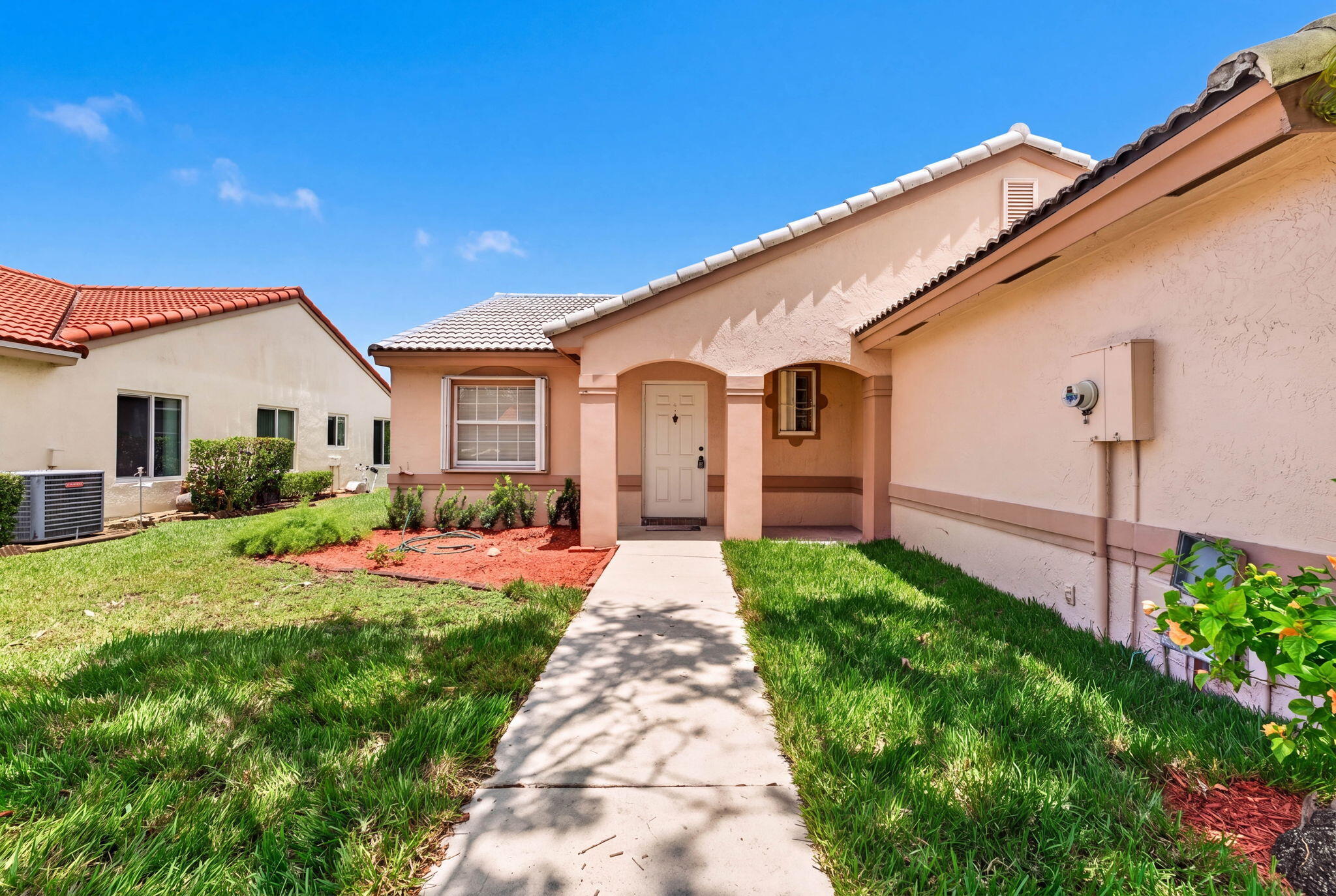 Pembroke Pines photo 3