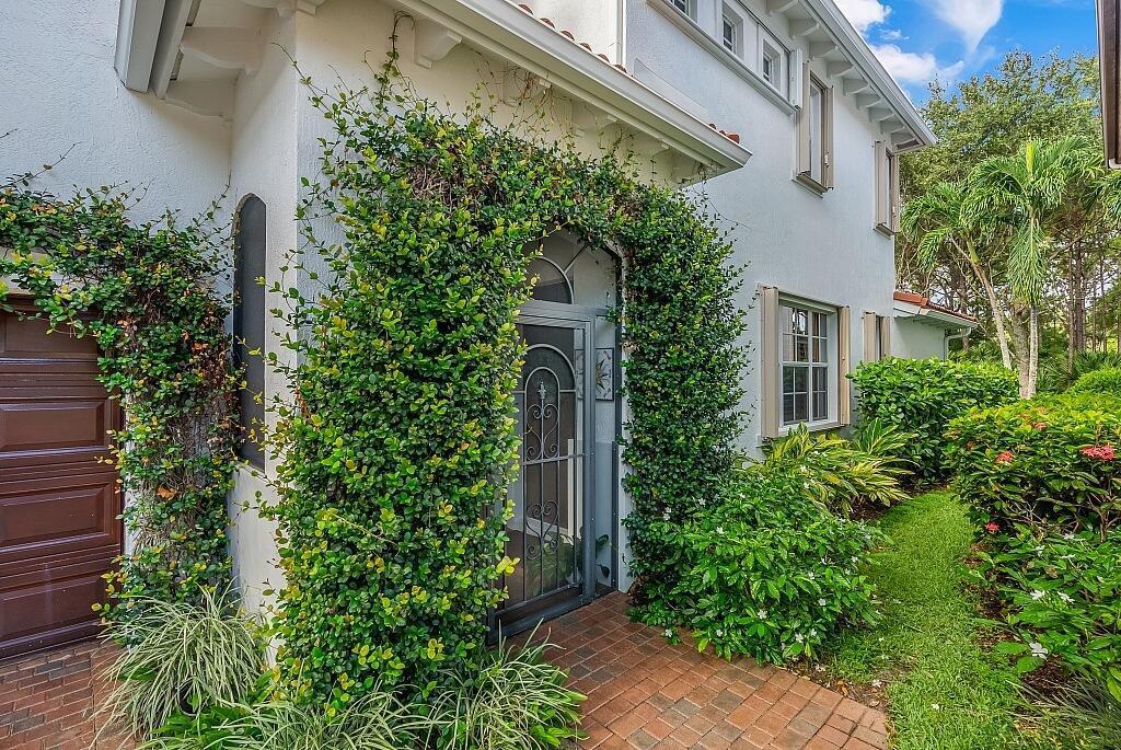 Palm Beach Gardens photo 3