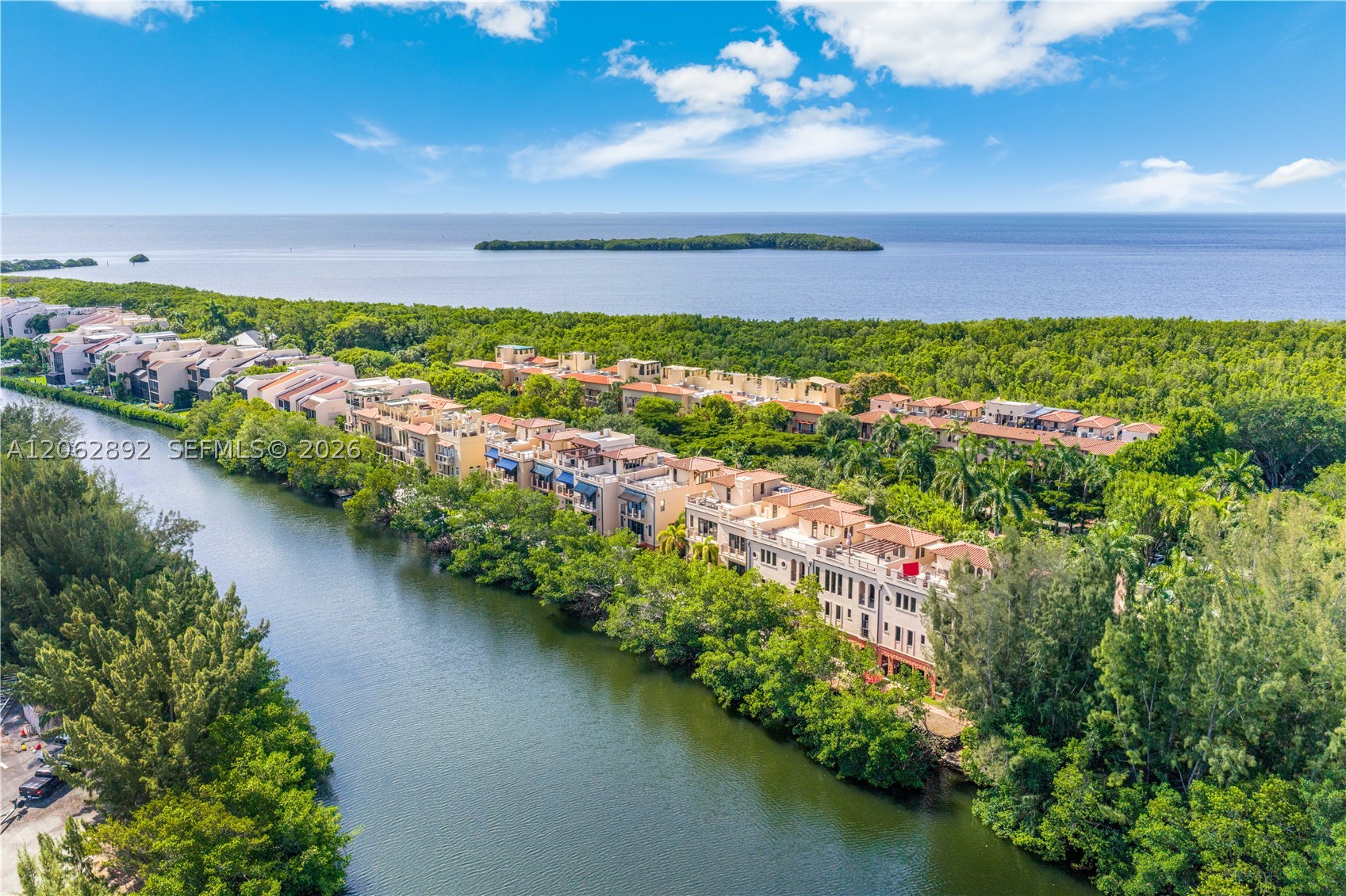 Palmetto Bay photo 3