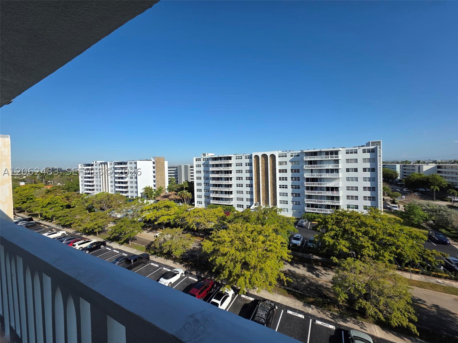 Hallandale Beach photo 2