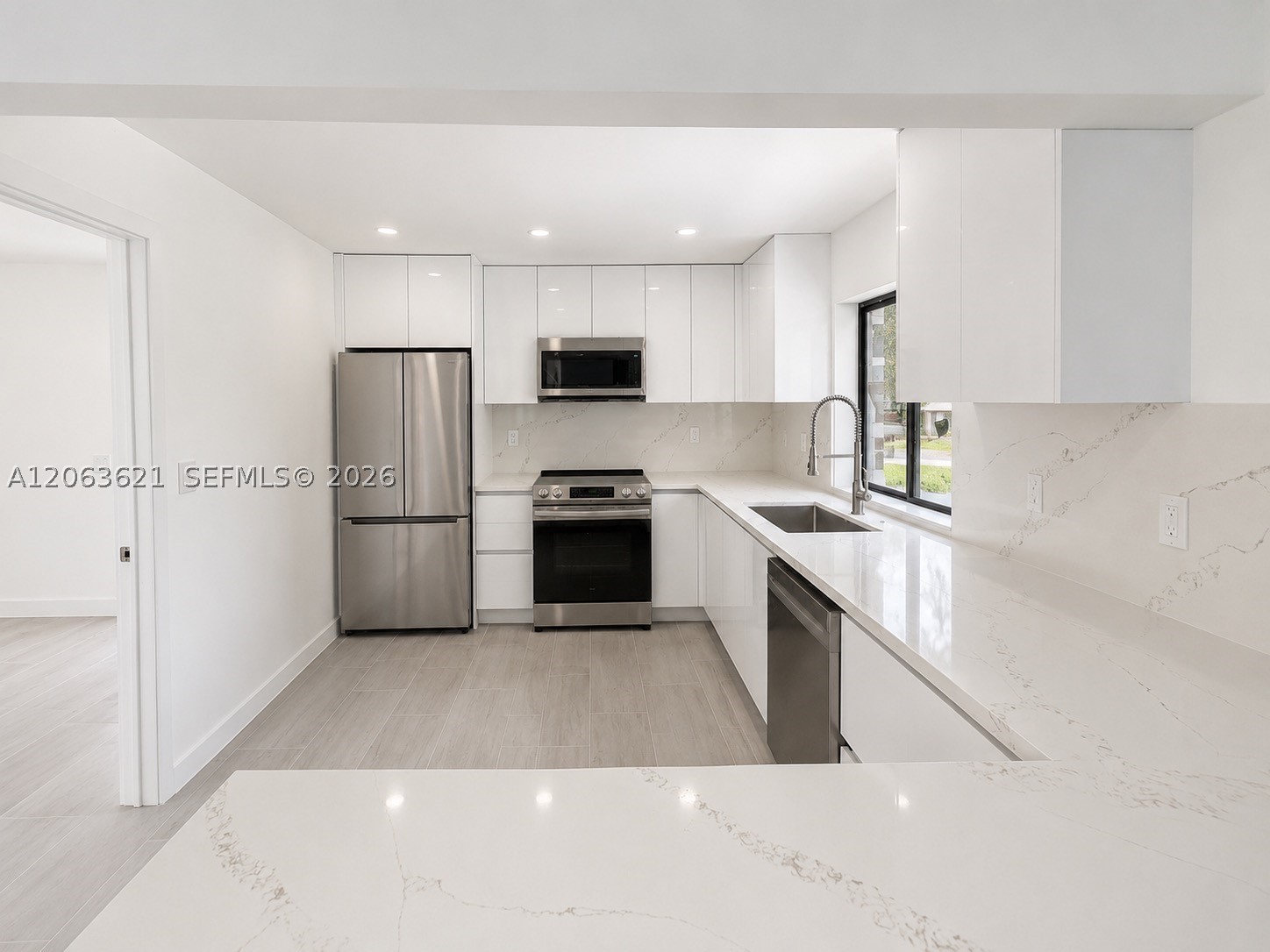 North Miami Beach photo 4