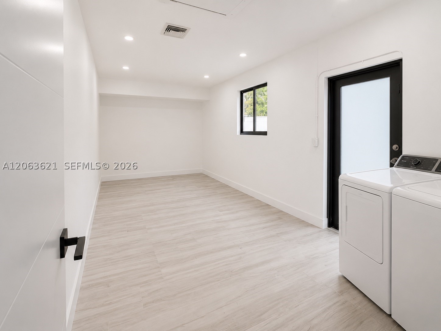 North Miami Beach photo 5