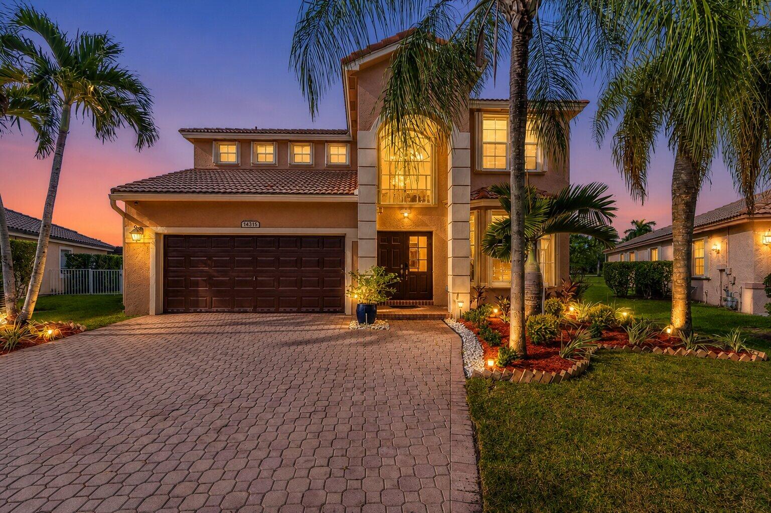 Pembroke Pines photo 2