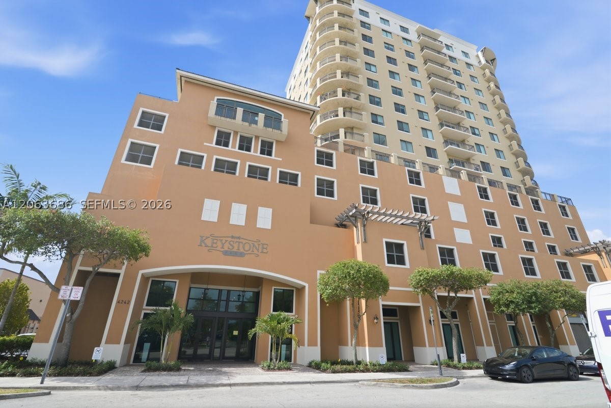 Miami photo 1