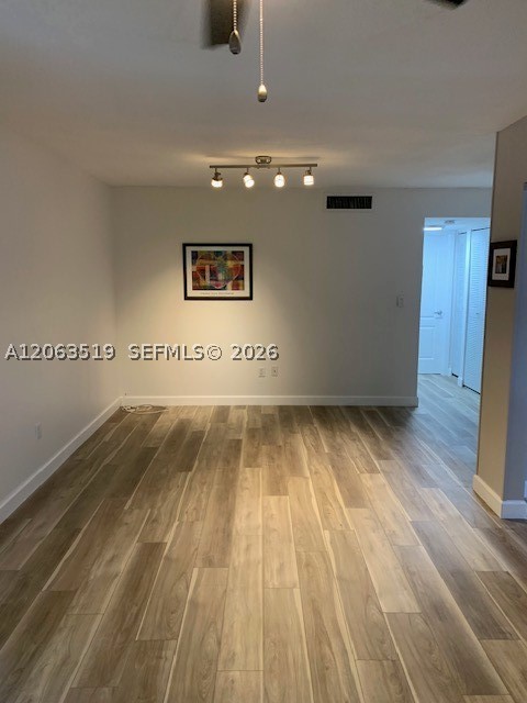 South Miami photo 4
