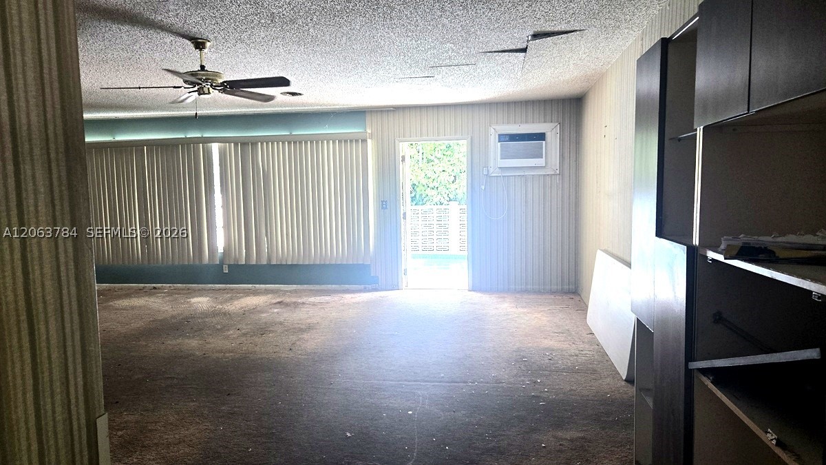 North Miami photo 4