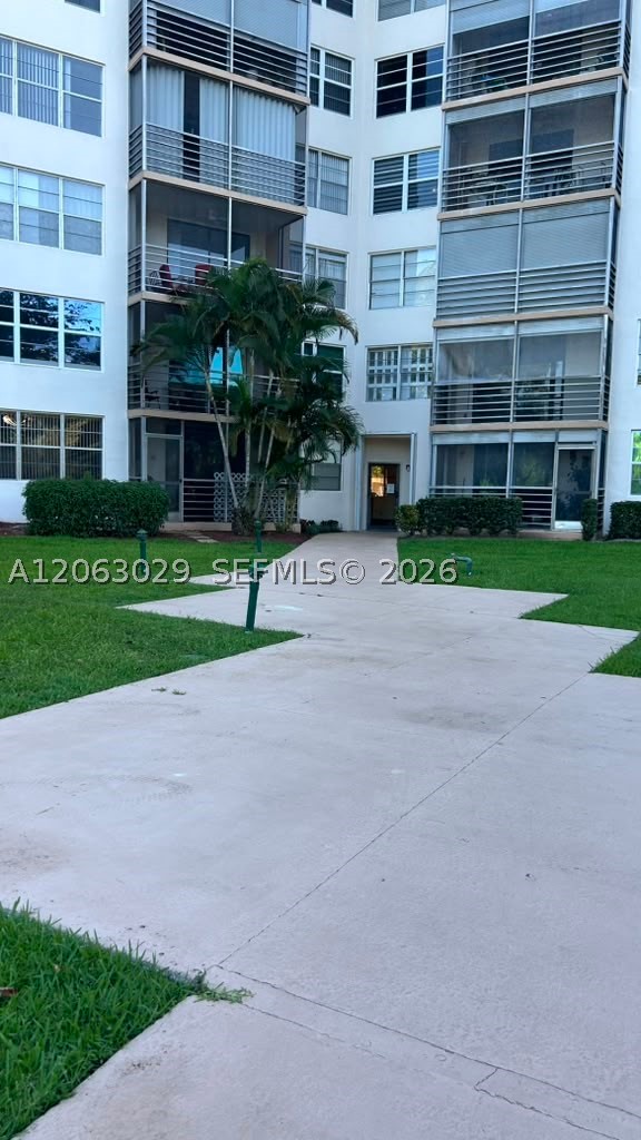 Pembroke Pines photo 4