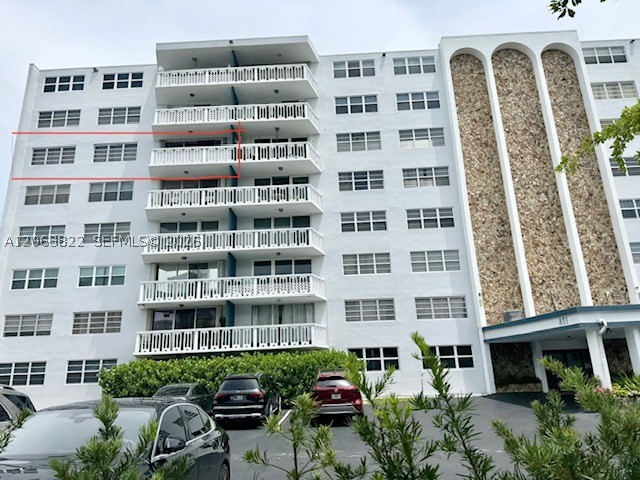 Hallandale Beach photo 1