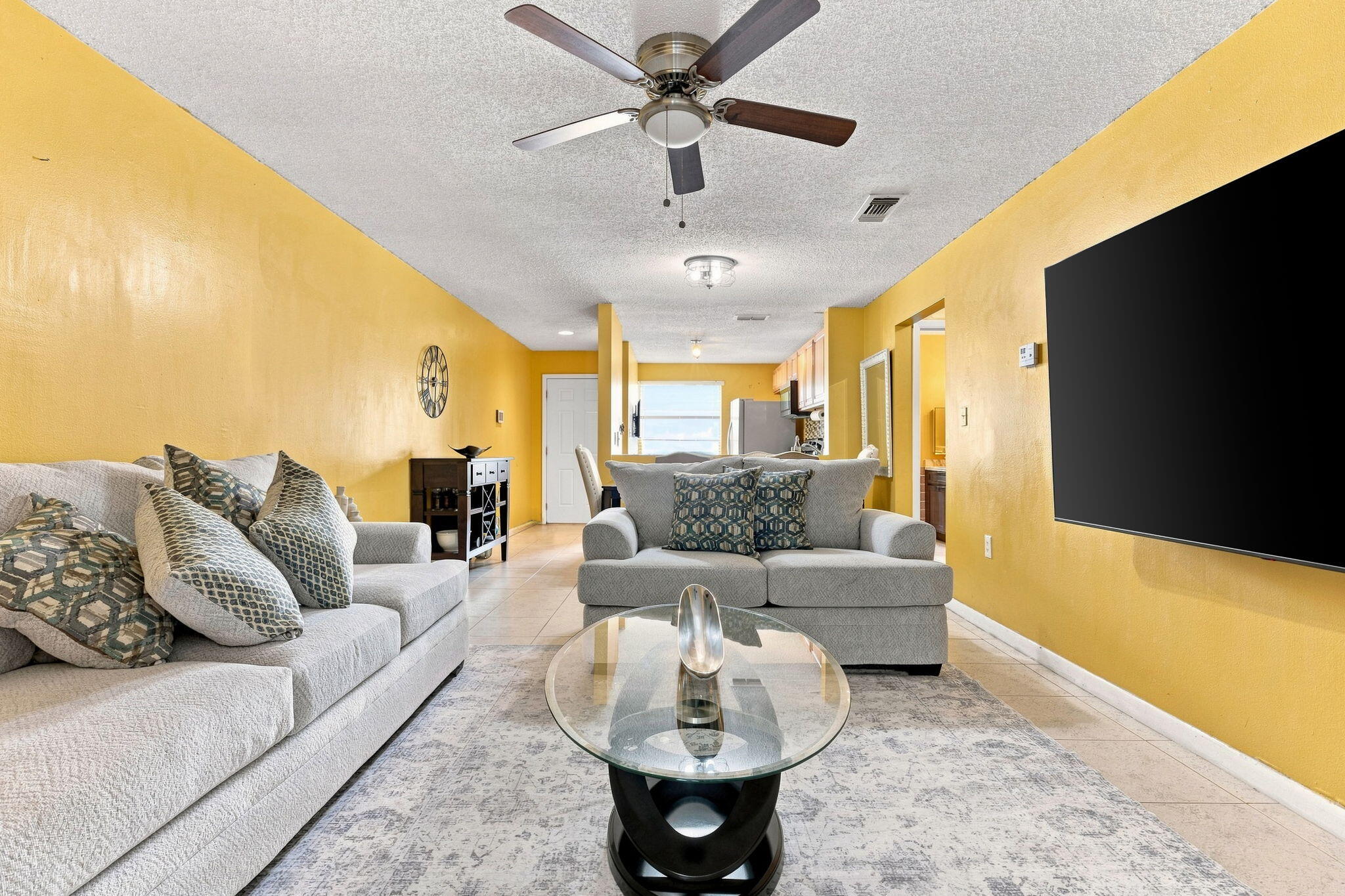 Miramar photo 1