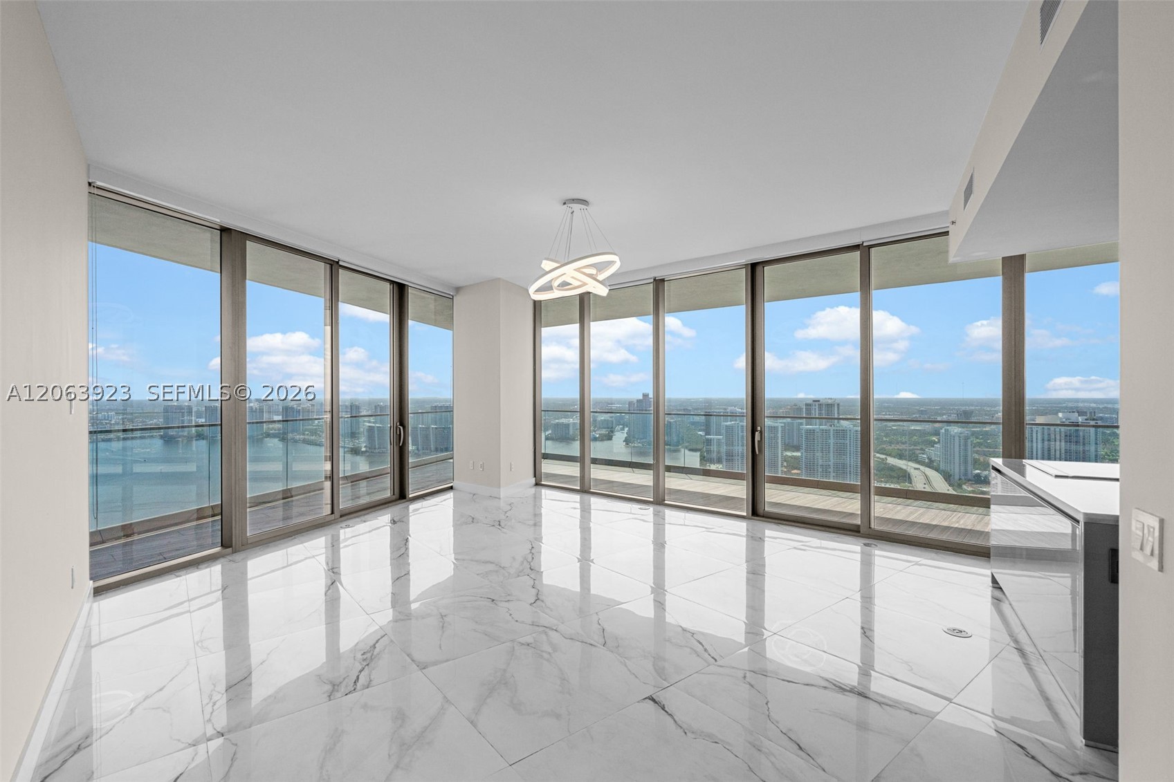 Sunny Isles Beach photo 1