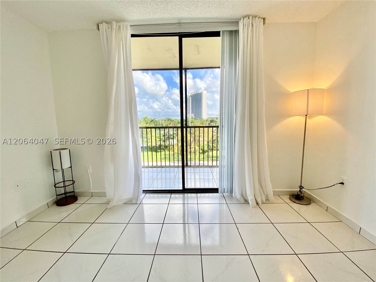 North Miami Beach photo 1