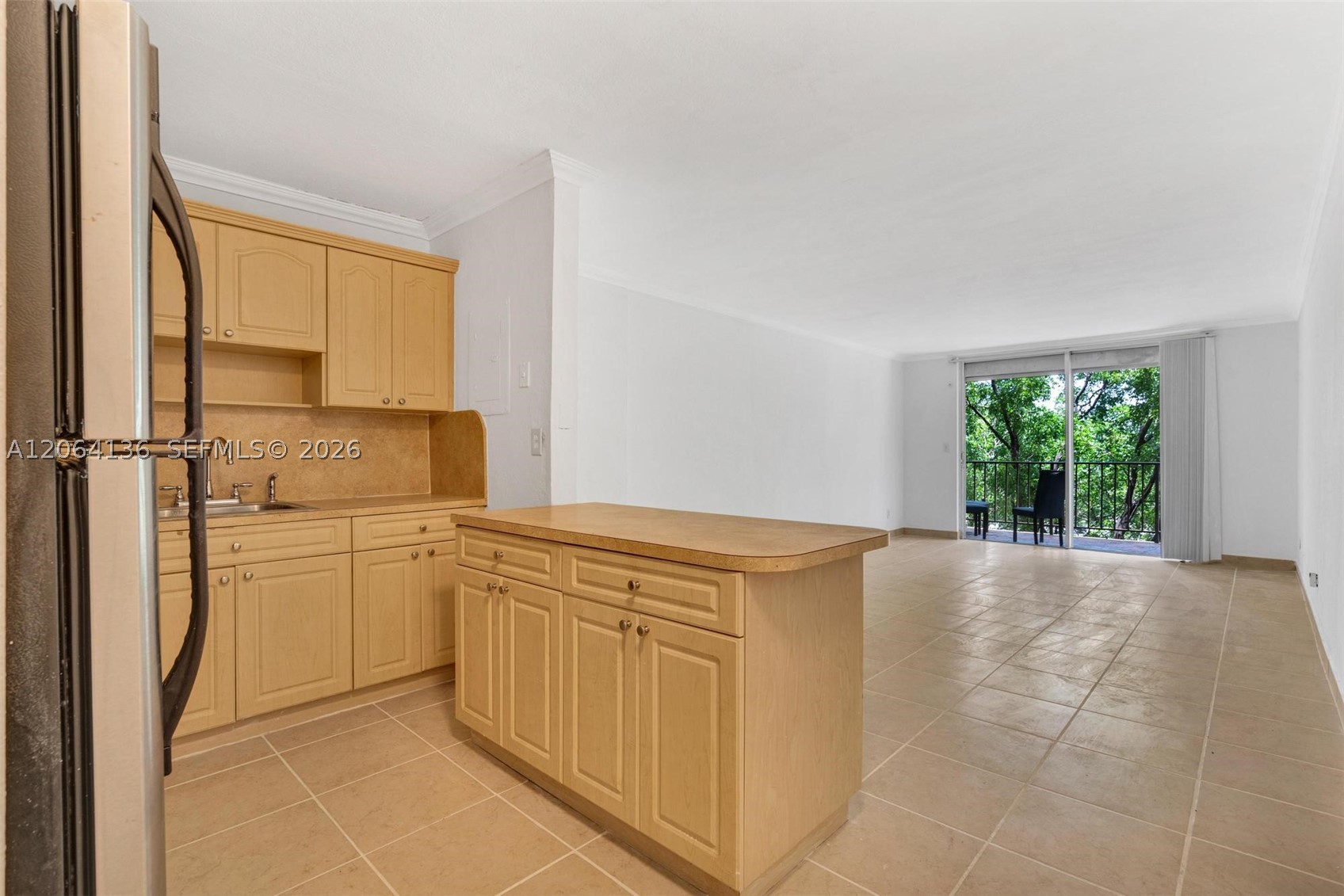 North Miami photo 4