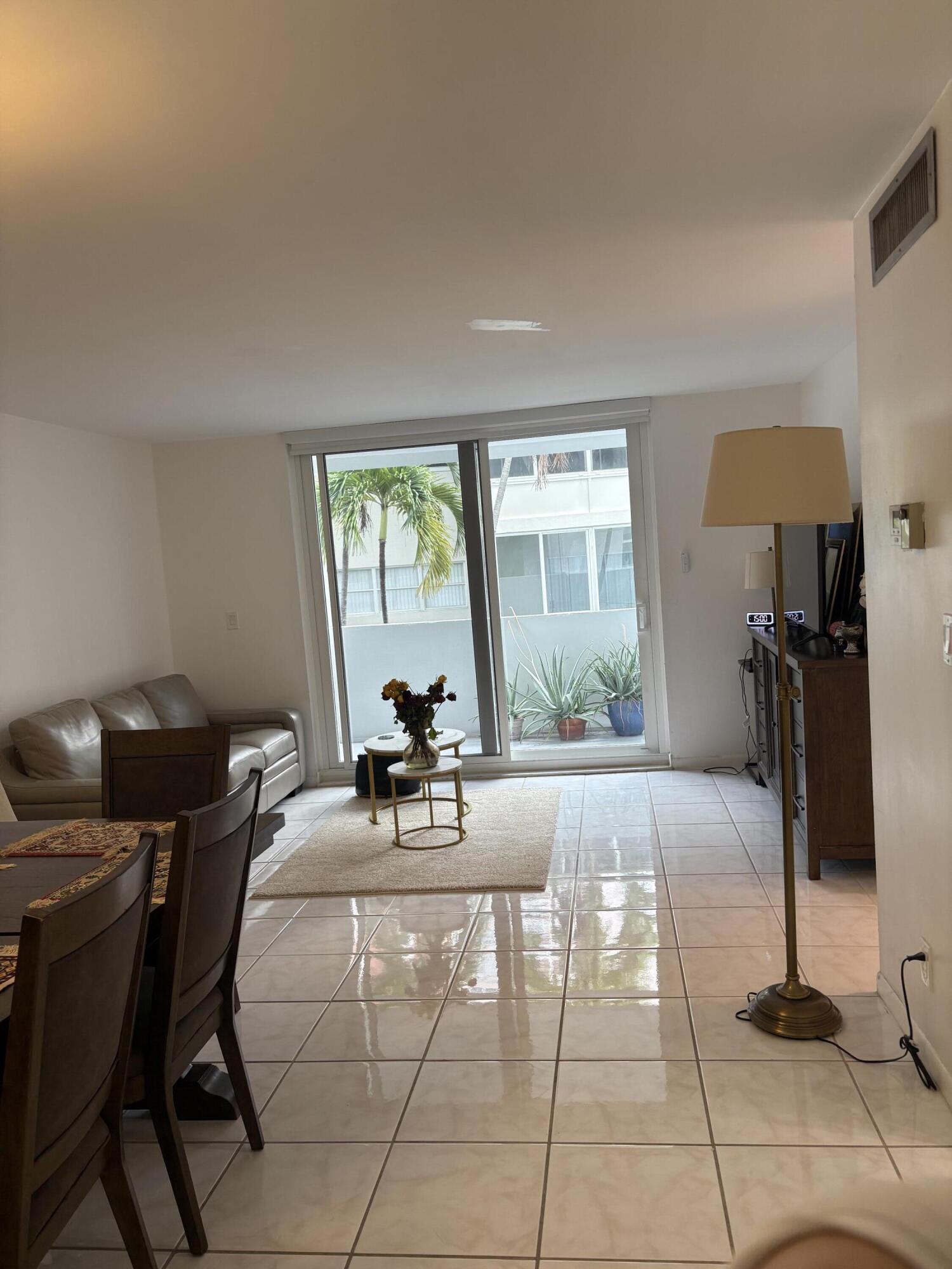 Hallandale Beach photo 5