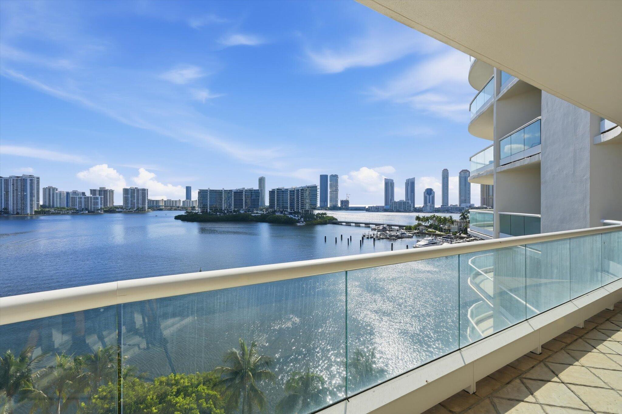 Aventura photo 3
